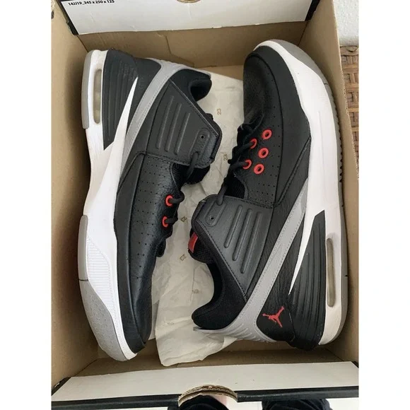 - Jordan Max Aura 5 Black Cement Size 11.5 W/ Box